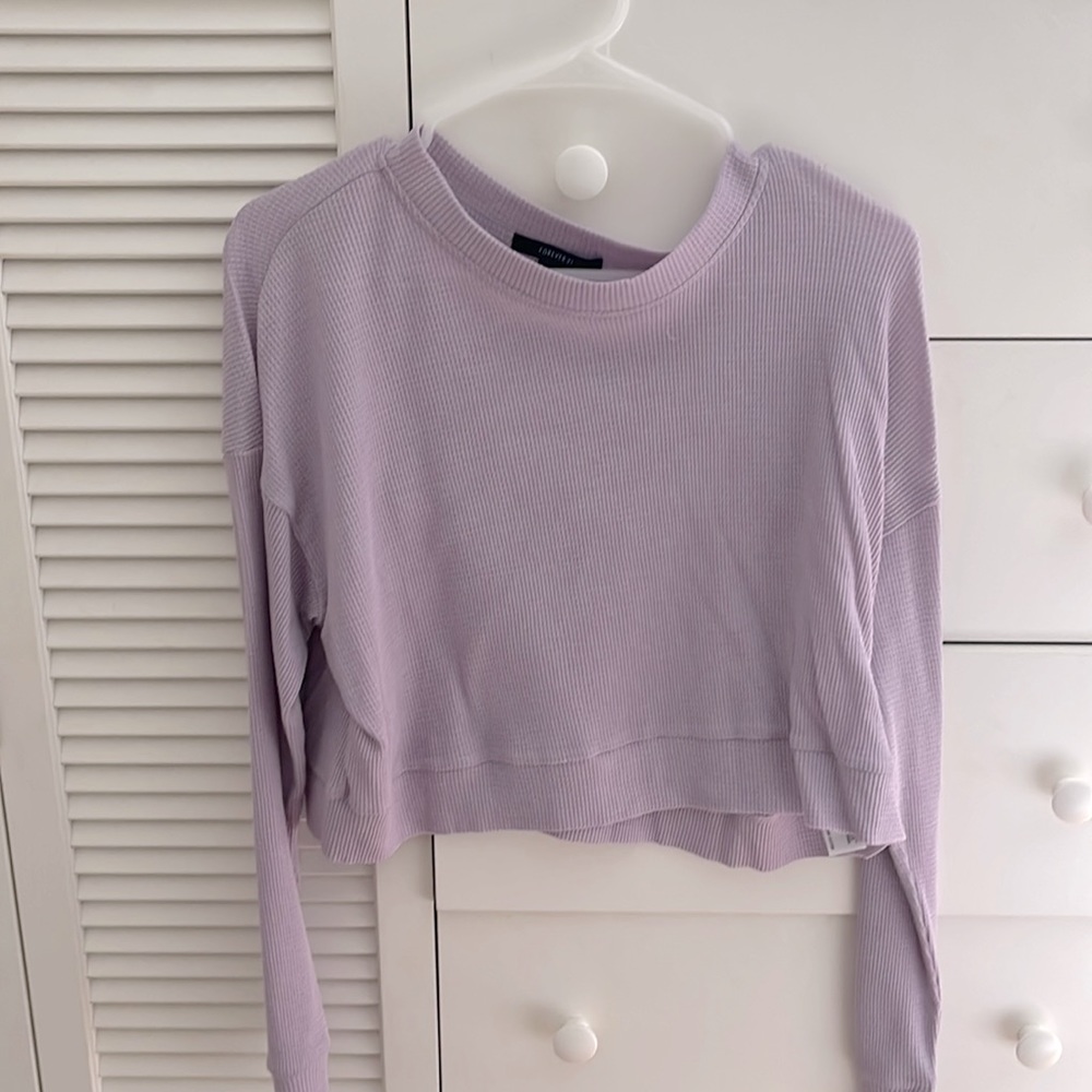 Long sleeve crop top
